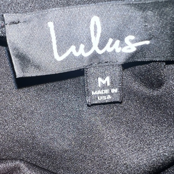 LULU’S off the shoulder jumpsuit! 🥰 - Picture 3 of 4